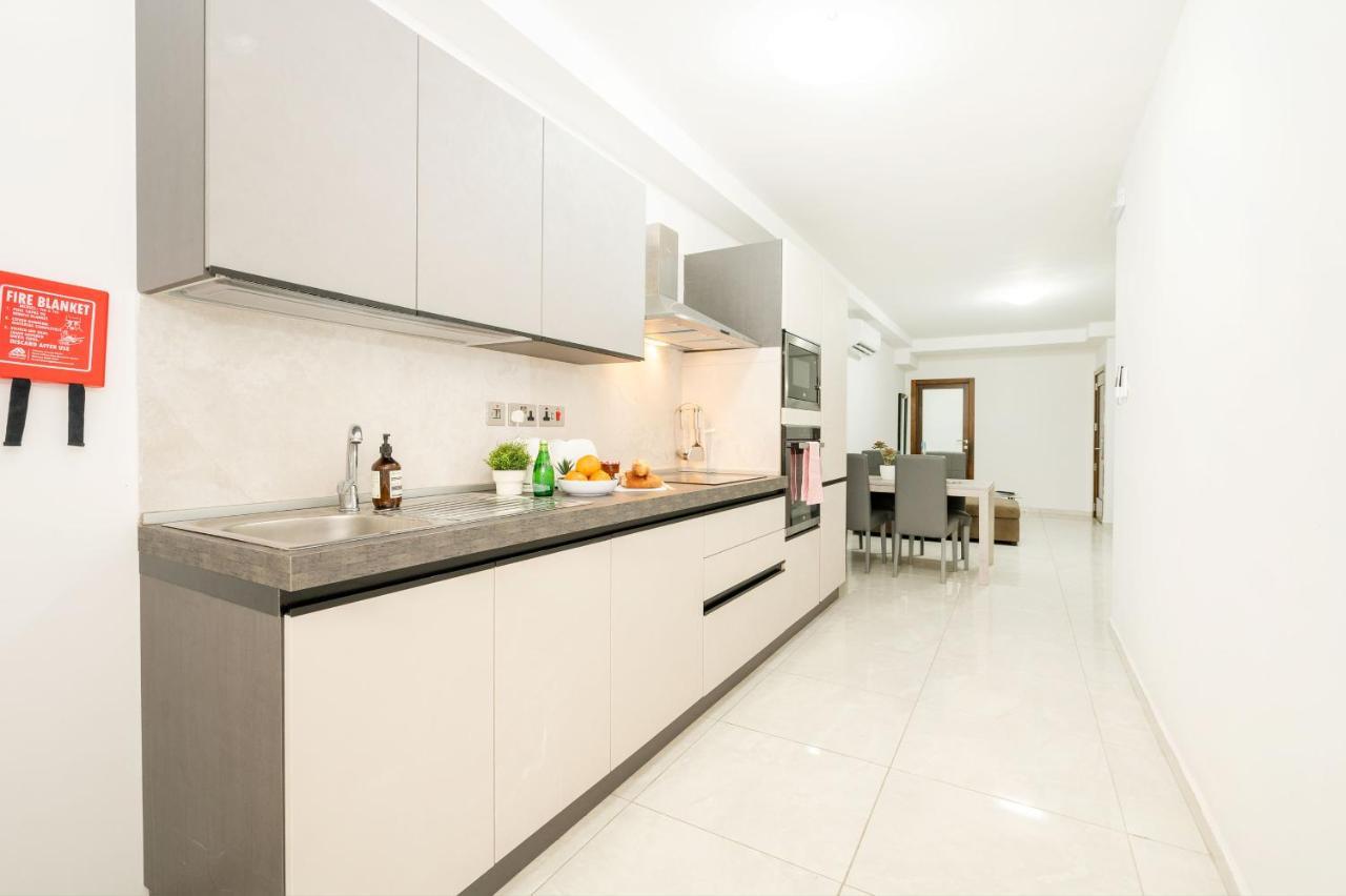 Flotta Island Apartments Gzira Luaran gambar
